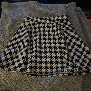 Black and white pattern skirt